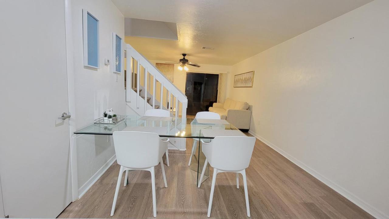 Beautiful Townhouse 2 Bedrooms 1 And A Half Bathrooms Next To Butler Plaza 1 Mile To Uf Gainesville Exterior foto