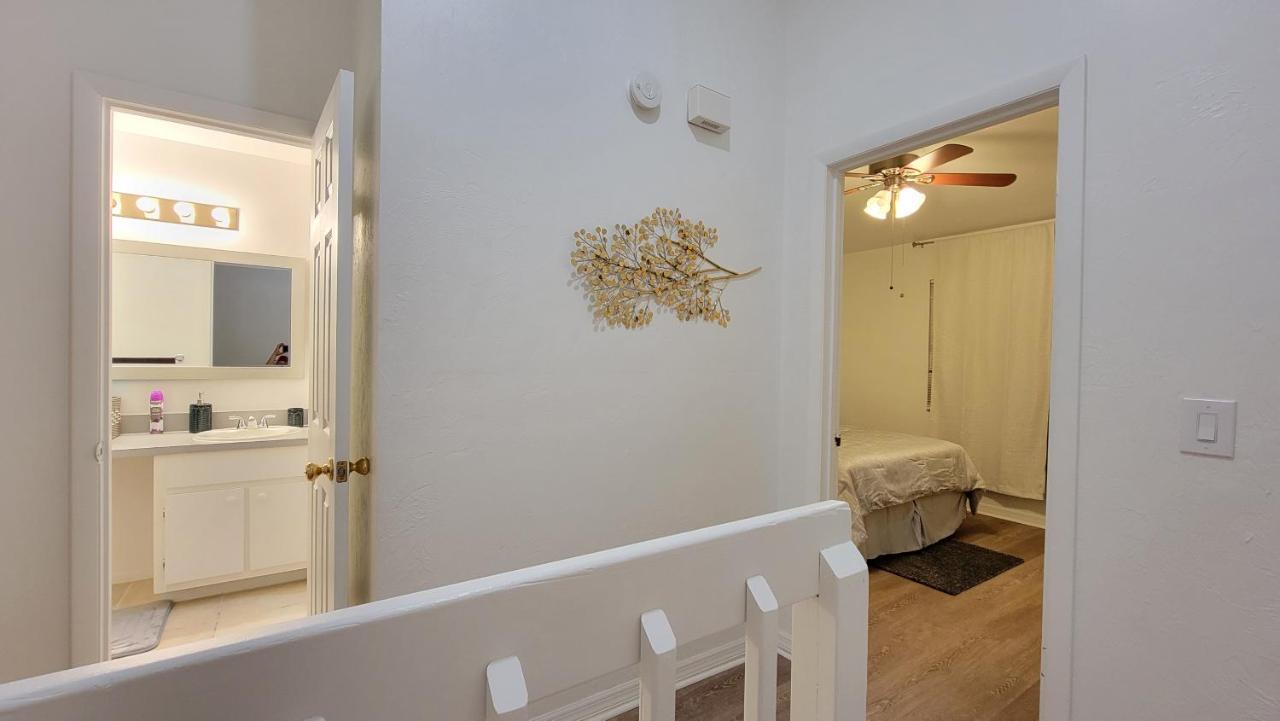 Beautiful Townhouse 2 Bedrooms 1 And A Half Bathrooms Next To Butler Plaza 1 Mile To Uf Gainesville Exterior foto