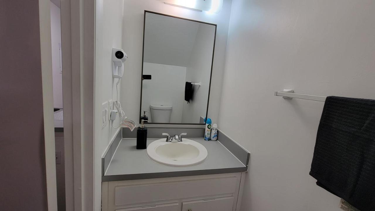 Beautiful Townhouse 2 Bedrooms 1 And A Half Bathrooms Next To Butler Plaza 1 Mile To Uf Gainesville Exterior foto